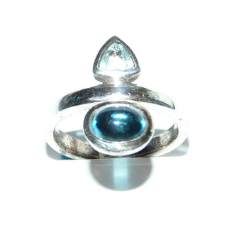 Handgefertigtes Einzelstück, Unikat-Ring aus 925 Silber mit einem intensiv blauen Topas-Cabochon + einem hellblauen, funkelnd facettierten Triangel-Topas, poliert, Ringweite 57,5 -	Handgefertigtes Unikat! Nur im Onlineshop von Juwelier & Goldschmiede Danilo!