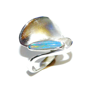 Handgefertigtes Einzelstück, geschwungener Unikat-Ring "Wave", mit australischem, blaugrünen Opal, langer ovaler Cabochon, 925 Silber matt + poliert, Ringweite ca. 54 –  handgefertigtes Unikat! Nur im Danilo Gold Online Shop