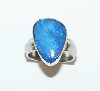 Handarbeit, 925 Silberring mit australischer Opal-Doublette in strahlenden Blautönen, Farbe "lightning ridge", ca. 19,8 mm X 14 mm, Ringweite 57 - Unikatschmuck nur erhältlich im Onlineshop von Juwelier & Goldschmiede Danilo! 