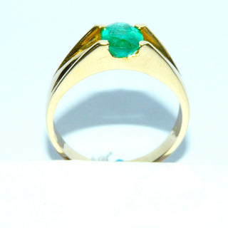 handgearbeitetes Einzelstück, Unikat Smaragd-Ring, Herrenring, Bandring aus 750 Gelbgold mit einem großen, ovalen, facettierten Smaragd von 2,2 Karat, in wunderschöner Farbe und mit typischen Einschlüssen, Ringweite 66,5 -	Handgefertigtes Unikat! Nur im Onlineshop von Juwelier & Goldschmiede Danilo!