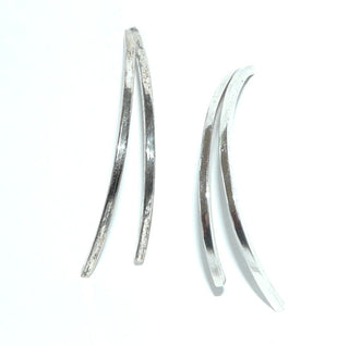 Einzelstücke, Handarbeiten, Ohrstecker aus 925 Silber gefertigt aus je 2 massive vierkantigen Streben, gebogen wie eine Steckcreole, Länge ca. 47,5 mm - Handarbeiten online bestellen bei Juwelier & Goldschmiede Danilo!