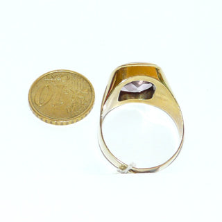 Vintage-Einzelstück, Amethystring, klassischer Herrenring, Siegelring aus 333 Gold mit einem abgerundeten Rechteck im Bufftop-Schliff / unten facettiert, oben glatt, poliert, Ringweite 72, um 1990 - Goldschmiede Danilo