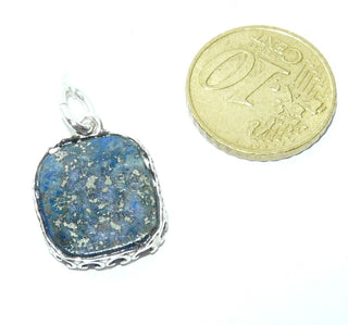 Einzelstück, Vintage-Anhänger aus Silber mit einer antikovalen, königsblauen Lapislazuli-Platte, gehalten in einer Girlandenfassung, um 1950 (Lieferung erfolgt ohne Kette) -	Vintage-Schmuck nur im Onlineshop von danilogold!