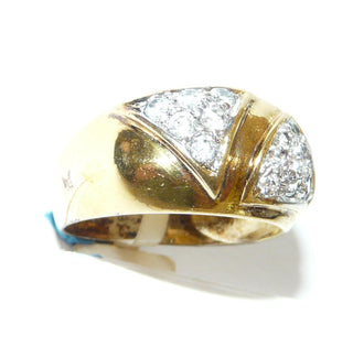 Zirkonia im Verschnitt in zwei rhodinierten Dreiecken eingefaßt, Ringweite 56,5, um 1980 -	Vintage-Schmuck nur im Onlineshop von danilogold!