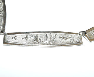Einzelstück, Vintage-Collier aus 900 Silber, 6 Platten-Glieder mit asiatischen Motiven + einer Weitpanzer-Kette, insgesamt 46 cm lang, um 1940 -	Vintage-Schmuck nur im Onlineshop von danilogold!