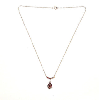 Vintage-Einzelstück, Granatkette, Mittelteilcollier, Tropfencollier aus 900 Silber vergoldet im Feston-Stil, Lavaliere-Collier, flache Ankerkette, Böhmische Granatrosen als beweglicher Tropfen, Länge 45,5cm, Federring, CSSR Traditionsmanufaktur Turnov um 1955 - Goldschmiede Danilo
