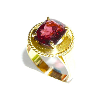 Vintage-Einzelstück, Unikat-Granatring aus 750 Gold mit einem funkelnd facettierten, antikovalen Almandin-Granat von 3,46 Karat, in einer Krappenfassung gehalten, sehr schöne natürliche Einschlüsse, Handarbeit mit Kordelrand, Ringweite 54, um 1960 - Goldschmiede Danilo