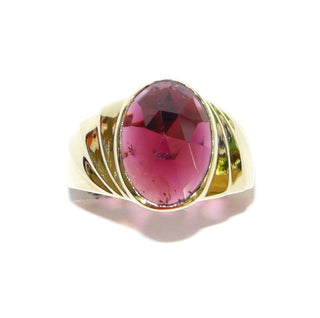 großes Einzelstück, Vintage Granatring, auch als Herrenring aus massiv 585 Gold, eine ovale große Almandin-Granatrose in Zarge gefaßt, feurig dunkelrot mit gebogen gerieften Seitenflächen, Ringweite 56,5, um 1980 - Goldschmiede Danilo