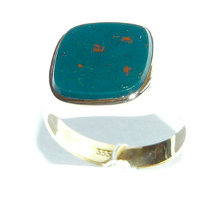 Einzelstück, Vintage-Siegelring, Heliotrop-Ring, klassischer Herrenring aus 333 Gold mit einer abgerundeten, quadratischen Steinplatte in typischer grün-roten Maserung, poliert, um 1960, Ringweite 57 - Herrenschmuck in Gold & Silber nur bei www.danilogoldshop.de