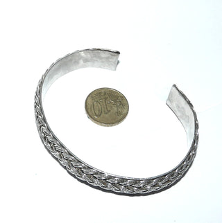 Einzelstück, Vintage-Herren-Armspange, Armreif, Armband, aus Silber poliert, oval, unten offen, Doppelzopf-Muster / Geflecht, halbrunder Querschnitt, 13 mm breit, Innenumfang ca. 19,5 cm, um 1960 -	Herrenschmuck in Gold & Silber nur bei www.danilogold-shop.de