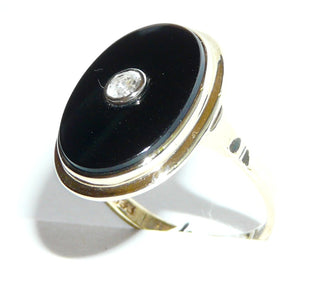 Einzelstück, Vintage-Onyxring, klassischer Herrenring, Siegelring aus 333 Gelbgold, poliert, mit einer ovalen Onyx-Platte, in welcher eine Diamant-Replik eingelassen wurde, um 1960, Ringweite 53 -	Vintage-Schmuck nur im Onlineshop von danilogold!