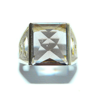 Einzelstück, Vintage Rauchquarz-Ring, klassischer Herrenring aus massivem 333 Gold, poliert + mattiert, rechteckiger Stein Unterseite funkelnd facettiert, Oberseite flach, um 1960, im typischen Loch-Design der 60-er Jahre, Ringweite 60 -	Unikate und Pretiosen nur erhältlich im Onlineshop der Goldschmiede Danilo!