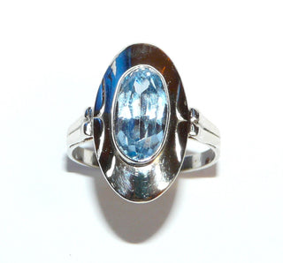 Alte Handarbeit, Vintage-Ring aus 835 Silber mit ovalem synthetischen Aquamarin, Ringweite 62,5, Ca. 1930-1940 - Handarbeiten online bestellen bei Juwelier & Goldschmiede Danilo!