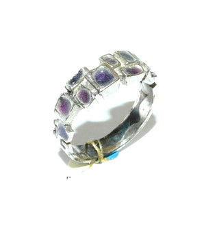 Einzelstück, Vintage-Ring Silber mit kleinen rechteckigen Vertiefungen für violettes Emaille, poliert, Ringweite 52, um 1960 - Nur erhältlich bei www.danilogold-shop.de