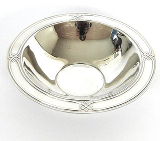 Einzelstück, Vintage-Schälchen aus massivem 925 Silber, Neupreis ca. 1500€, ca. 16 cm Durchmesser, ca. 183 Gramm Silber, Arcade-Nachkaufgarantie bis 2040 bei "Robbe & Berking" -Besondere Unikate nur im Danilogold Onlineshop!