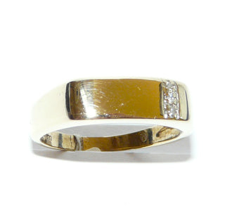 Einzelstück, Vintage-Siegel-Ring, klassischer Herrenring aus massivem 333 Gold mit 3 Diamanten im Verschnitt eingefaßt, polierte, rechteckige Fläche ist für Gravuren geeignet, um 1980 -	Einzelstücke nur erhältlich bei www.danilogold-shop.de