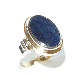 handgefertigtes Einzelstück, Vintage-Siegelring, blauer Sodalith-Ring, klassischer Herrenring aus massivem 585 Gold, ovale, dunkelblaue Steinplatte mit schöner Maserung, poliert, umrahmt durch einen Goldspiegel, bequeme schmale Ringschiene, um 1940, Ringweite 60 -	Handgefertigtes Unikat! Nur im Onlineshop von Juwelier & Goldschmiede Danilo!