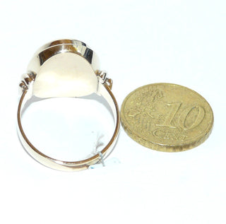 handgefertigtes Einzelstück, Vintage-Siegelring, blauer Sodalith-Ring, klassischer Herrenring aus massivem 585 Gold, ovale, dunkelblaue Steinplatte mit schöner Maserung, poliert, umrahmt durch einen Goldspiegel, bequeme schmale Ringschiene, um 1940, Ringweite 60 -	Handgefertigtes Unikat! Nur im Onlineshop von Juwelier & Goldschmiede Danilo!