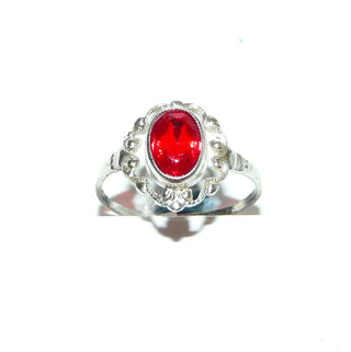 ovales Einzelstück, Vintage Ring aus 800 Silber poliert, rote, funkelnd facettierte Rubin-Replik, berieben, ovale Rosette mit Zargenfassung & Millesgriffes-Rand, Durchbrüche, Ringweite 58,5, Art Deko um 1930 - Goldschmiede Danilo
