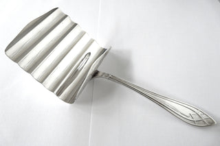 Vintage Spargelheber "Arcade" aus 925-er Silber, ca. 135 Gramm, Neupreis bei Robbe & Berking ca. 1230€, Arcade-Nachkaufgarantie bis 20240, sehr schöner Zustand 	Nur erhältlich im Onlineshop von Juwelier & Goldschmiede Danilo!