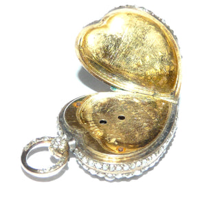 antikes Einzelstück, Vintage-Taschenuhr-Anhänger, aus viktorianischer Zeit, rundliche Herz-Form, poliert, 750 Gold + Sterlingsilber, ca. 1,5 Karat Diamant-Rosen, 37 mm x 24 mm mit Bügel, um 1880.&nbsp;Wird explizit als Schmuckstück verkauft, nicht als Uhr! Werk ist defekt! 2 winzige Diamanten fehlen im Bügel, sind jedoch leicht zu ersetzen! -	Vintage-Schmuck nur im Onlineshop von danilogold!