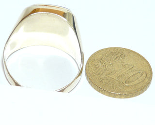 Einzelstück, Vintage-Wappenring, Onyx-Ring, klassischer Herrenring, Siegelring aus 585 Gold, innen geschlossen, 1 Diamant in einer quadratischen Fassung, poliert, auf der antikovalen Onyx-Platte wurde das Wappen mit dem Diamant aufgesetzt, um 1960, Ringweite 63,5 -	Einzelstücke nur erhältlich bei www.danilogold-shop.de