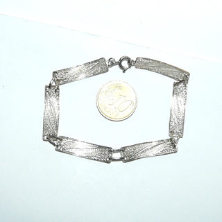 schmales Einzelstück, Art Deco Filigran-Armband, Glieder-Armband bestehend aus 6 filigranen, rechteckigen Elementen in strengen, floralen Design aus Silber, 18 cm lang, poliert, um 1920, Federring -	Vintage-Schmuck nur im Onlineshop von danilogold!