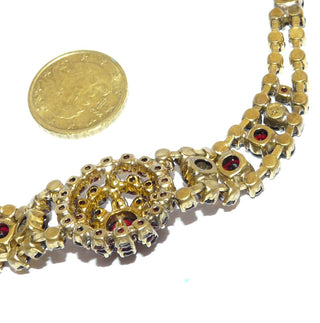 antikes Einzelstück, Vintage-Granatkette, Festongcollier / Latzcollier, handgeschliffene Böhmische Granate im Altschliff, Rosette in der Mitte, zweireihige im Verlauf bis auf einreihig, Steine rundherum, 9K / 375 NORM-Gold, Viktorianisch Historismus um 1900 - Goldschmiede Danilo