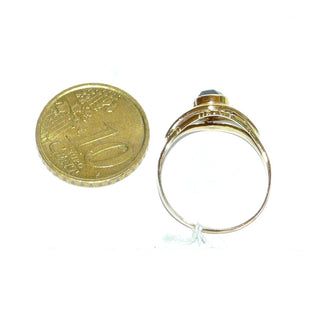 antikes Einzelstück, Vintage-Granatring, auch Herrenring aus 585 Gold mit einer funkelnd facettierten, folierten Granatrose in Zargenfassung mit Millesgriffes-Rand, Granat in einem leuchtenden Dunkelrot, Ringweite 58, Späthistorismus um 1870-1890 - Goldschmiede Danilo