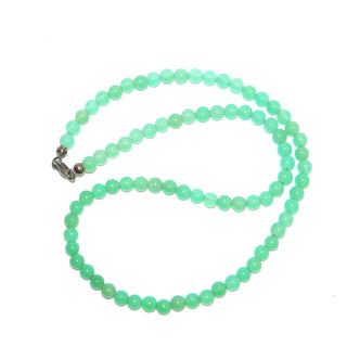 apfelgrünes Einzelstück, Chrysopraskugelkette, Chalcedon-Varietät, Durchmesser der Kugeln 5,3 mm, Verschluß 925 Silber-Karabiner, Länge 43cm, auf Stahlseide - Goldschmiede Danilo