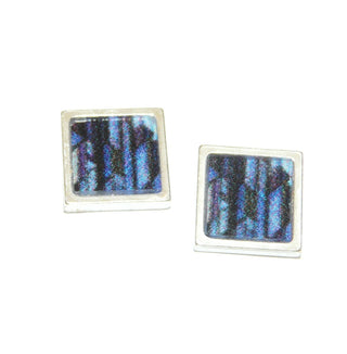 Einzelstücke, blaue Ohrstecker "Blaues Fenster" aus versilberter Bronze mit Edelstahl Stiften, quadratische Fassung mit einem graphischen Design aus Acryl in Blautönen -	Einzelstücke nur erhältlich bei www.danilogold-shop.de
