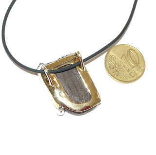 Handgefertigtes Unikat, Einzelstück mit einem großen, blau schillernden, australischen Boulder-Opal, lightning-ridge-Farbe aus 585 Gold gefertigt in Schmoroptik, mit einem 0,03 Karat Altschliff-Diamanten -	Handgefertigtes Unikat! Nur im Onlineshop von Juwelier & Goldschmiede Danilo!