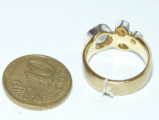 Einzelstück, kompakter Ring aus 925 Silber mit vergoldeter, breiter Ringschiene + 4 funkelnden Zirkonia in silbernen Zargenfassungen sicher eingefaßt, Ringweite 52 -	Unikatschmuck nur erhältlich im Onlineshop von Juwelier & Goldschmiede Danilo! 