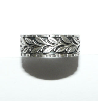 Einzelstück, Trauring, Freundschaftsring, breiter Ring aus 835 Silber "Blattranke", gleichlaufend, tief eingearbeitetes florales Muster, in den Tiefen geschwärzt, seidenmatt, Ringweite 57,5 -	Unikate und Pretiosen nur erhältlich im Onlineshop der Goldschmiede Danilo