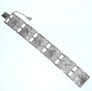antikes Einzelstück, Vintage-Filigran-Armband, Glieder-Armband aus 800 Silber, 18,5 cm lang, mit 6 filigranen quadratischen Blumen-Elementen in Form von Kleeblätter, poliert, um 1940, sicheres Kastenschloß, Sicherheitskette - Vintage-Schmuck nur im Onlineshop von danilogold!