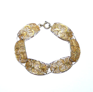 Einzelstück, breites Vintage-Filigran-Armband, Glieder-Armband aus 835 Silber vergoldet, 19 cm lang, 6 florale Elemente mit zwei ineinander verschlungenen Ringen als Symbol für Treue & Verbundenheit, mit Doppel-Ösenverbindung, poliert, um 1940, Federring - Nur erhältlich im Onlineshop von Juwelier & Goldschmiede Danilo!