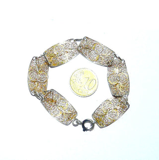 Einzelstück, breites Vintage-Filigran-Armband, Glieder-Armband aus 835 Silber vergoldet, 19 cm lang, 6 florale Elemente mit zwei ineinander verschlungenen Ringen als Symbol für Treue & Verbundenheit, mit Doppel-Ösenverbindung, poliert, um 1940, Federring - Nur erhältlich im Onlineshop von Juwelier & Goldschmiede Danilo!