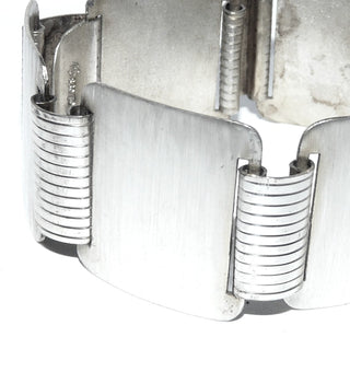 Einzelstück, breites Vintage-Armband, Armreif, Glieder-Armband aus 800 Silber, 18,5 cm lang, 6 rechteckige Elemente mit Hammerschlag seidenmatt, um 1960, Hakenschloß, Firma Franz Scheuerle Pforzheim -	Vintage-Schmuck nur im Onlineshop von danilogold!
