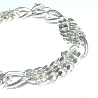 doppelreihiges Einzelstück, Panzerarmband, Gliederarmband aus 925 Silber, 18 cm lang, umgebautes Kettenglied als Verschluß mit Sicherheitsacht zu schließen, dadurch eine endlose Wirkung - Goldschmiede Danilo
