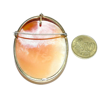 handgefertigtes Einzelstück, große Vintage-Gemmen-Brosche + Gemmen-Anhänger mit einer Muschelgemme mit fein ausgearbeitetem Frauenportrait, aus 800 Silber vergoldet, Kugelsicherung, Handarbeit um 1950 -	Unikate und Pretiosen nur erhältlich im Onlineshop der Goldschmiede Danilo!