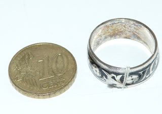 Einzelstück, handgefertigter Ring aus 925 Silber + schwarzem Niello (Niellieren ist eine aufwendige alte Goldschmiedetechnik, die heute hauptsächlich noch in Asien angewendet wird), gleichlaufend, tief eingearbeitetes florales Muster "Blüten + Ranken", poliert, Ringweite 56 -	Handgefertigtes Unikat! Nur im Onlineshop von Juwelier & Goldschmiede Danilo!