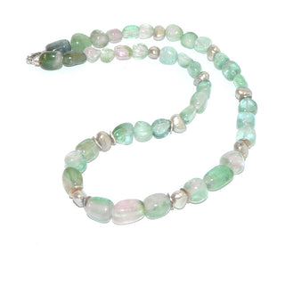 hellgrünes Einzelstück, Unikat-Edelsteinkette, Turmalinkette mit rosa Anteilen / Wassermelonenturmalin Nuggets, graue Süßwasserperlen & Plättchen + Verschluß aus 925 Silber Federring 44cm, auf Stahlseide - Goldschmiede Danilo