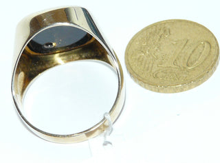 Einzelstück, klassischer Herrenring, Onyx-Siegelring aus 333 Gelbgold, poliert, quadratische Onyx-Platte mit abgerundeten Ecken eingefaßt, in einer Ecke ein Zirkonia in einer kleinen Quadratischen Fassung im Onyx eingelassen, Ringweite 63,5 -	Einzelstücke nur erhältlich bei www.danilogold-shop.de