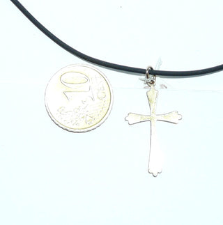 Einzelstück, Kreuz-Anhänger aus 333 Gold mit geschwungenen, polierten Streben + gravierten diagonalen Schrägstreifen, abgerundete Enden, Schlaufe -	Unikatschmuck nur erhältlich im Onlineshop von Juwelier & Goldschmiede Danilo! 