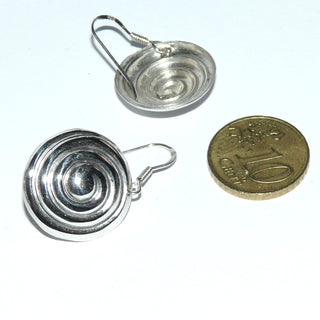 Einzelstücke, leichte runde Ohrhänger "Schnecke" aus 925 Silber glänzend polierten, aufgewölbten Silberschnecke mit Fischerhaken. Sehr angenehm beim Tragen. -	Nur erhältlich bei www.danilogold-shop.de