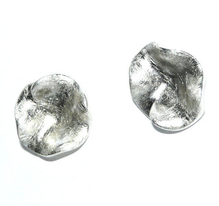 Einzelstücke, mittelgroße, runde Ohrstecker aus 925 Silber "Blütenschale", aufgewölbte Schale mit polierten Kanten + innen eismattiert. -	Einzelstücke nur erhältlich bei www.danilogold-shop.de