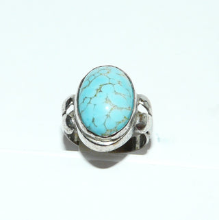 handgefertigtes Retro-Einzelstück, ovaler Vintage-Ring, Spiderweb-Türkis als Cabochon mit Quarzeinschlüssen in 925 Silber gehalten, poliert, Ringweite 56,5, Seitenteile, um 1960 -	Unikate und Pretiosen nur erhältlich im Onlineshop der Goldschmiede Danilo!