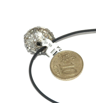rundes Einzelstück. Silberanhänger "Seeigel" aus massiv 925 Silber, in den Tiefen geschwärzt, hell polierte Noppen, aufgewölbt mit einem facettierten schwarzen Zirkonia & einer verdeckten Schlaufe - Goldschmiede Danilo