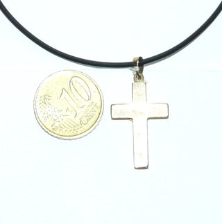 Einzelstück, schlicht gehaltener Kreuz-Anhänger aus 333 Gold mit plastischer Jesusfigur, glatt poliert, gleichlaufende Streben, Dreieckschlaufe -	Nur erhältlich im Onlineshop von Juwelier & Goldschmiede Danilo!