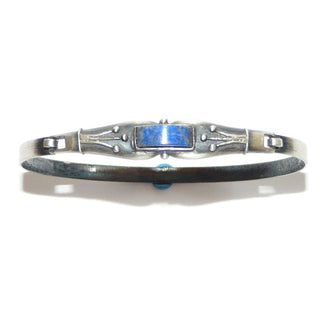 Einzelstück, schmale, dezente Armspange "Grasgarbe" aus 925 Silber mit einem blauen Lapislazuli als 2gewölbte Rolle und einer floralen Belötung, die an einen Strauß Gräsern erinnert, in den Tiefen geschwärzt + seidenmatt, Einhakerverschluß, Innenumfang ca. 17 cm -	Einzelstücke nur erhältlich bei www.danilogold-shop.de